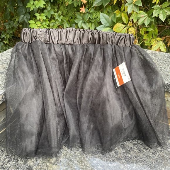 Women's Black Tutu for Halloween/Costume - Picture 5 of 7